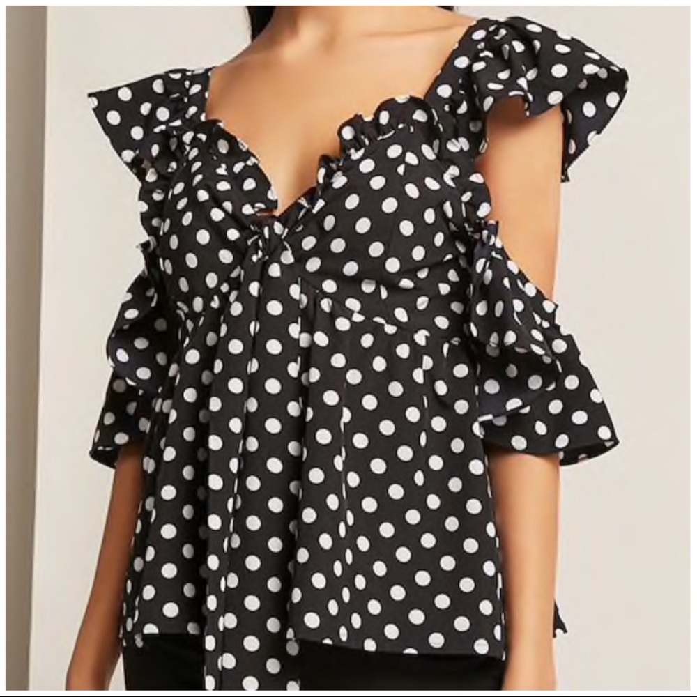Polka dot flounce top